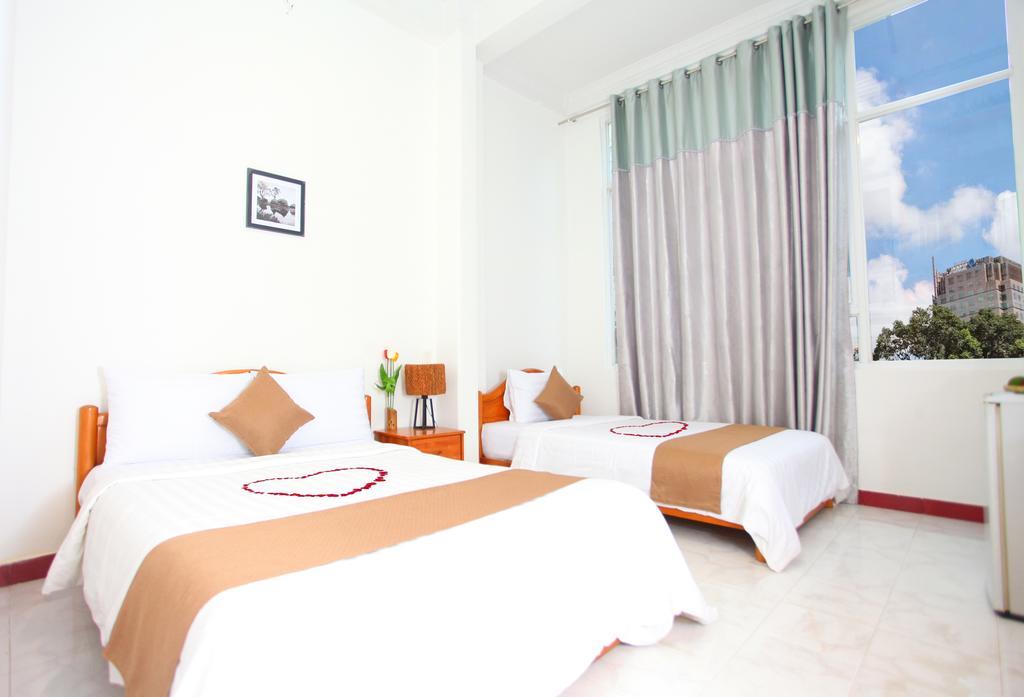Le Petit Sai Gon Hotel Ho Chi Minh City Exterior photo