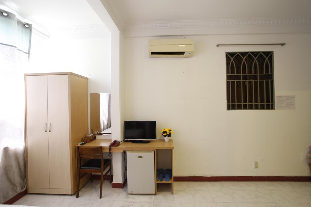 Le Petit Sai Gon Hotel Ho Chi Minh City Exterior photo